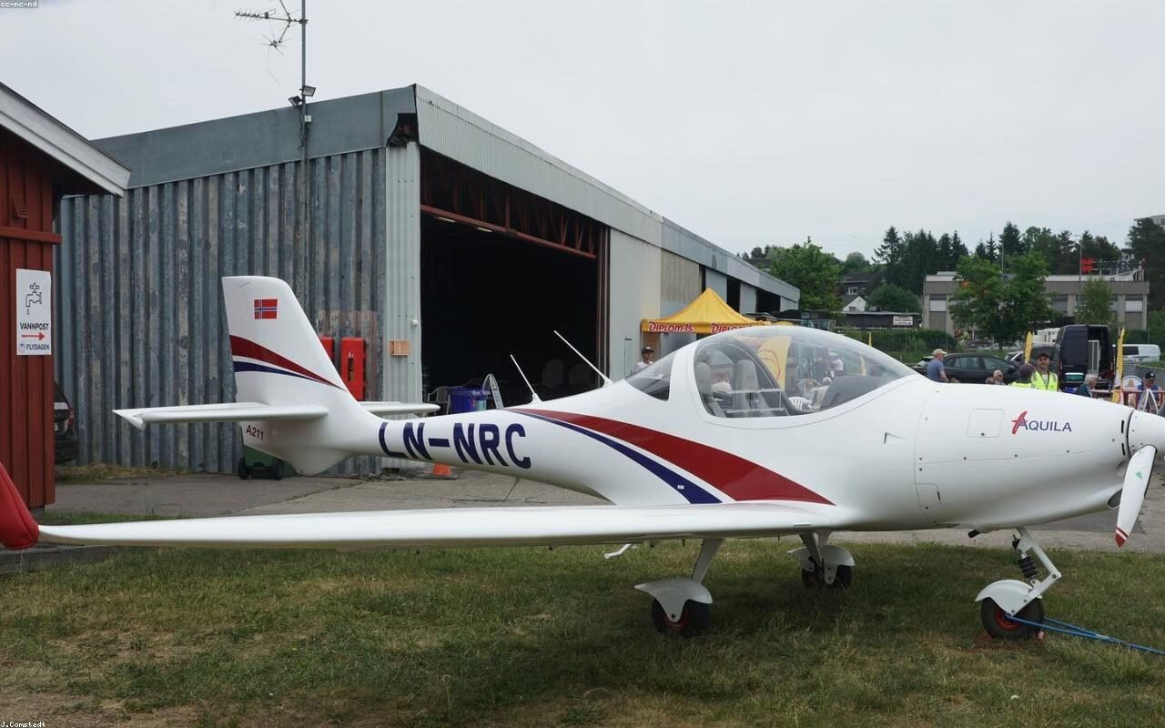 Hangar EJ